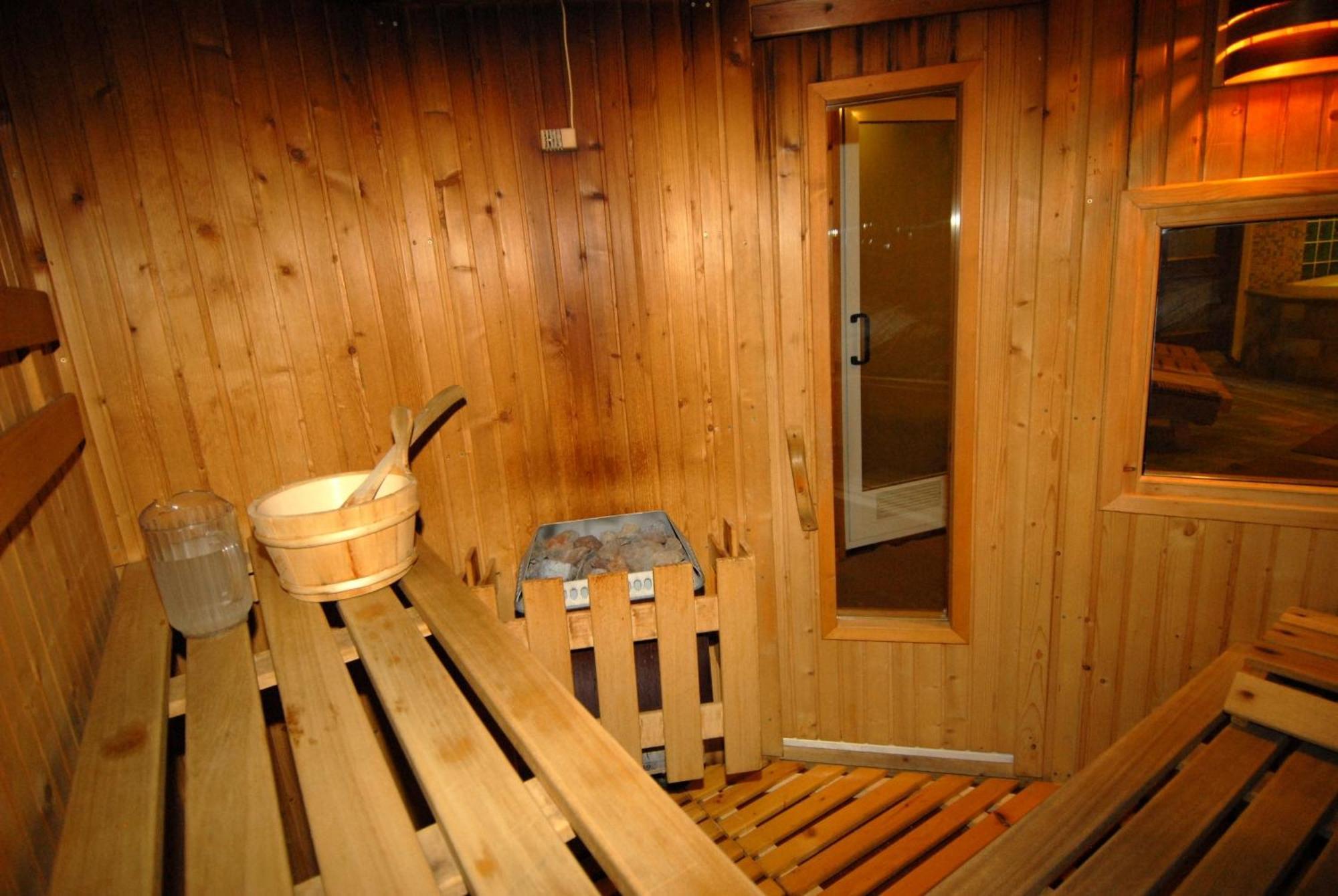 Hotel Baita Clementi Bormio Exteriör bild